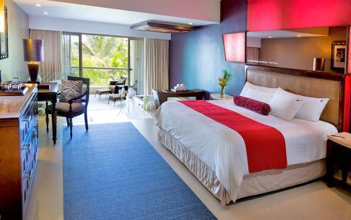 Hard Rock Hotel & Casino Punta Cana-Islander Junior Suite King_5649